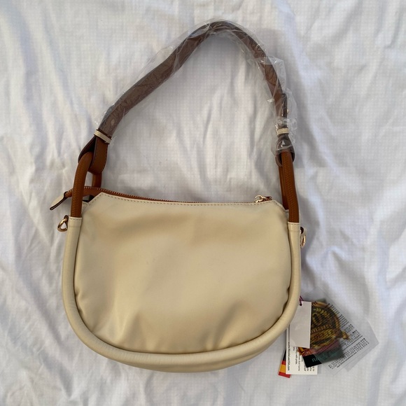 Nicole Lee Big Brother Shoulder Bag - Picture 3 of 6